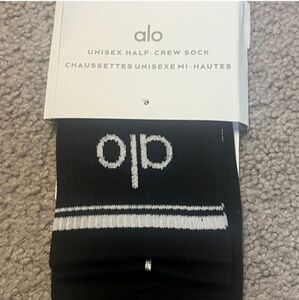 ALO Yoga Black Unisex Half-Crew Socks Size L Unisex